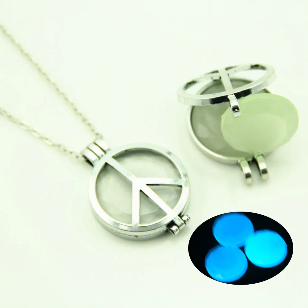 

Night Light Beads Hollow out Necklace Peace Character Hollow out Photo Box Pendant Necklace Night Light Pendant Necklace