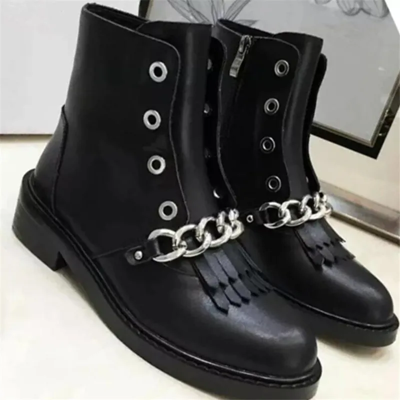 

Chain Boots Fringe Metal Genuine Leather Ankle Boots Runway Design Women Men Heel Tassel Flat Short Boots Retro Round Toe Shoes