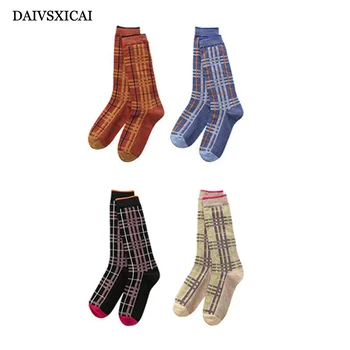 

2Pairs/lot=4Pieces Autumn Winter Small Plaid Stripes Womens Fashion Socks Long Tube Students Wild Socks Casual Ladies