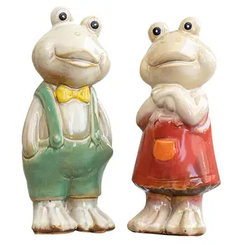 

2pcs Frog Decor Creative Home Fashion Garden Outdoor Decor Ornament Couple Frog Ceramic Craft
