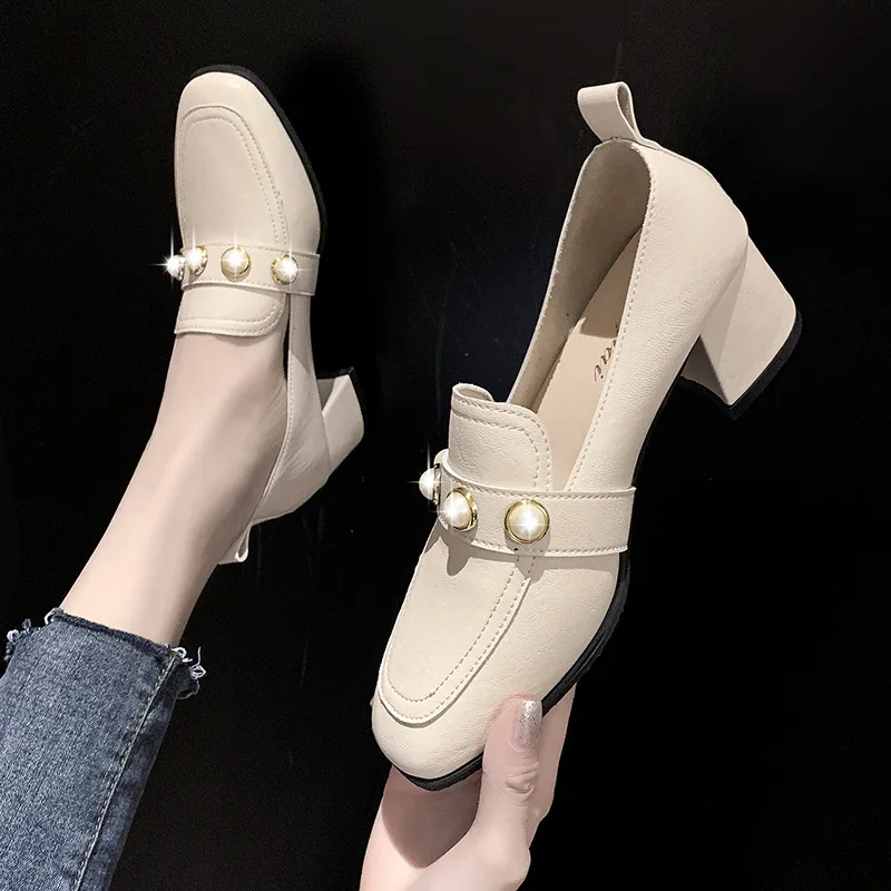 

2019 New Style Shoes Women's Low-Cut Autumn Versatile Square Head Korean-style Moccosins Low Heel Pearl Foot Covering Work Shoes