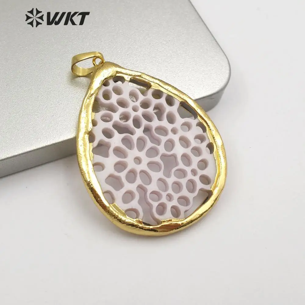 

WT-JP152 hollow flowers gold electroplated shell Pendant hollow carved design waterdrop shape Connector making Necklace Pendant