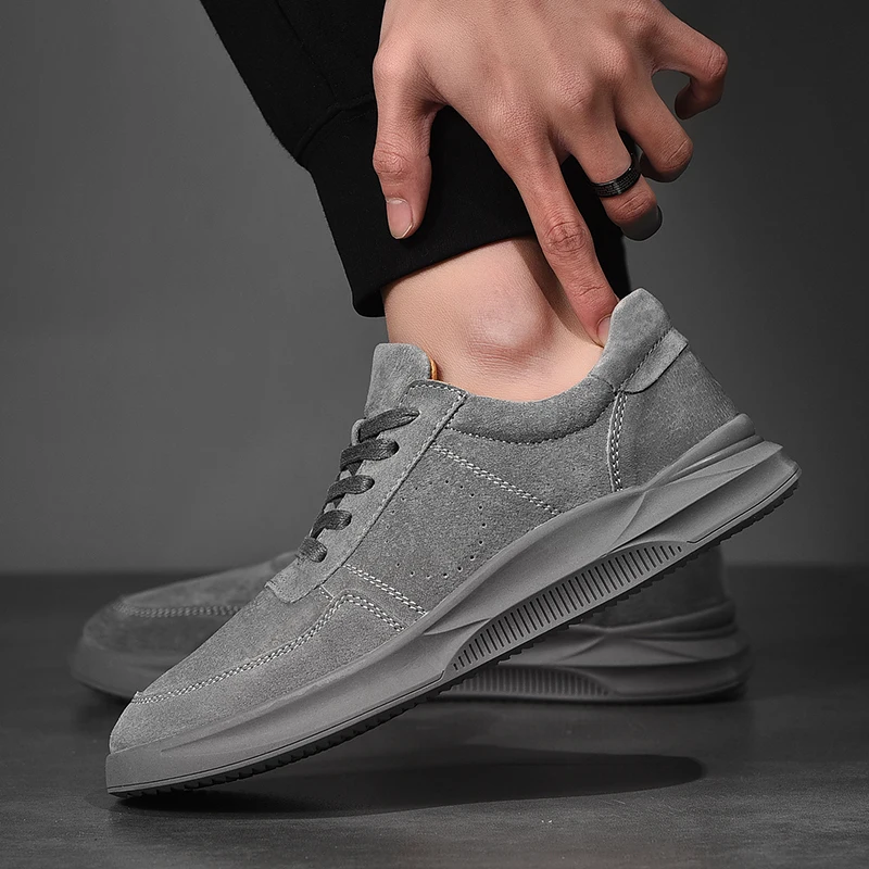 

Spring/Autumn 2020 Casual Shoes For Men Gray Leather Man Sneakers Hard-Wearing Walking Shoes Mens Comfortable Flats Men Shoes