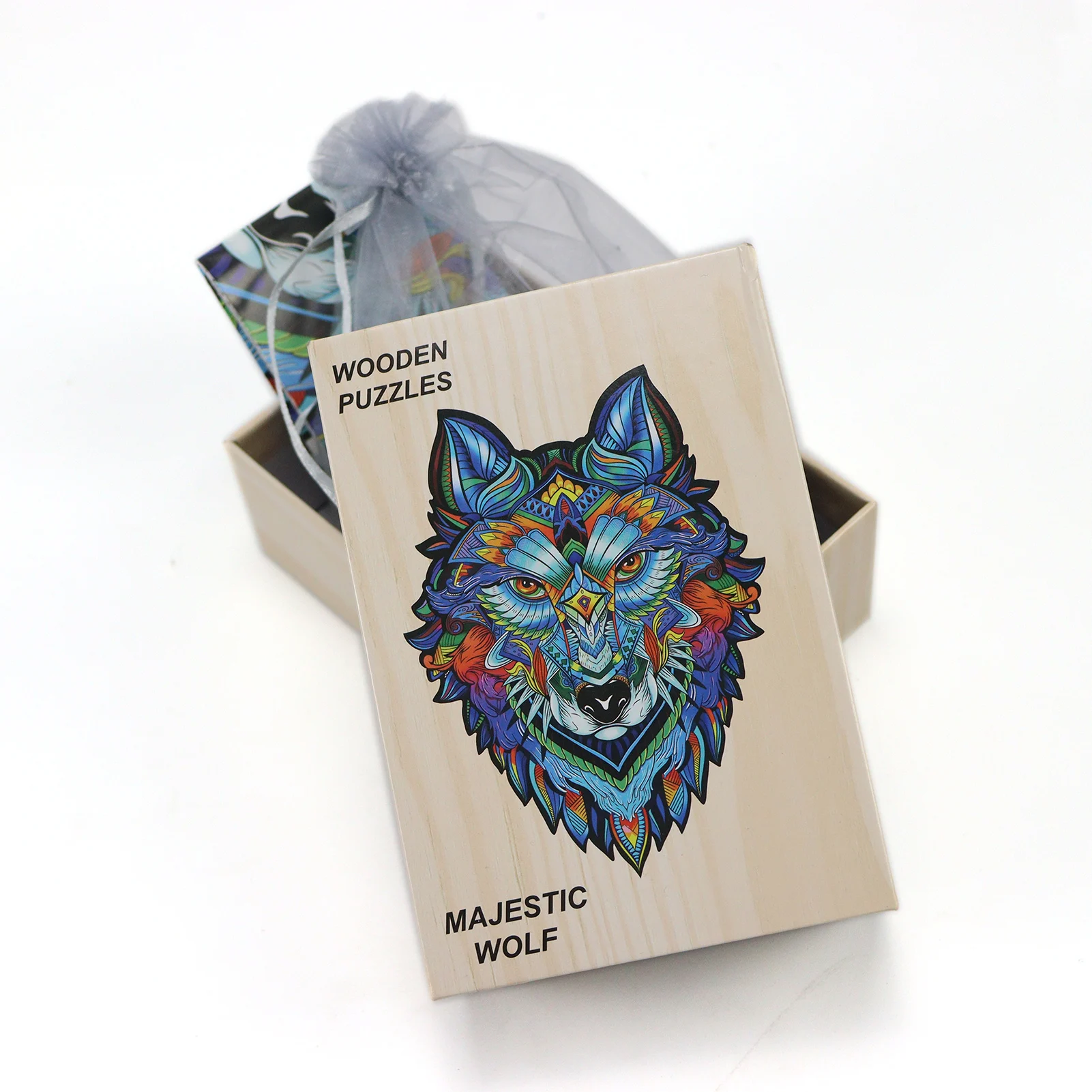 wooden jigsaw puzzle majestic wolf