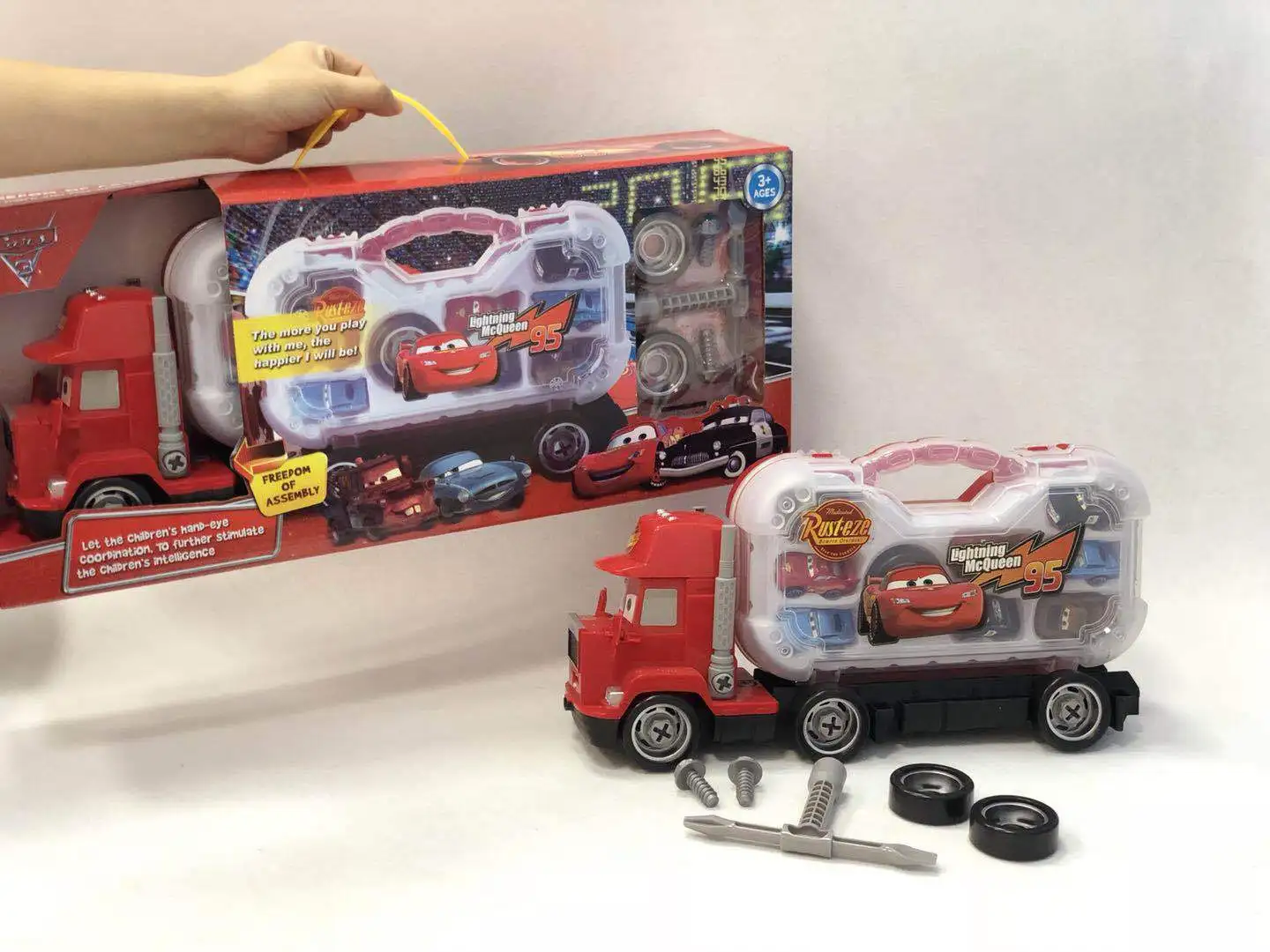 

Hot Selling Photo Shoot Inertia Car General Mobilization Container Set Alloy Car General Mobilization Flash/McQueen ju che