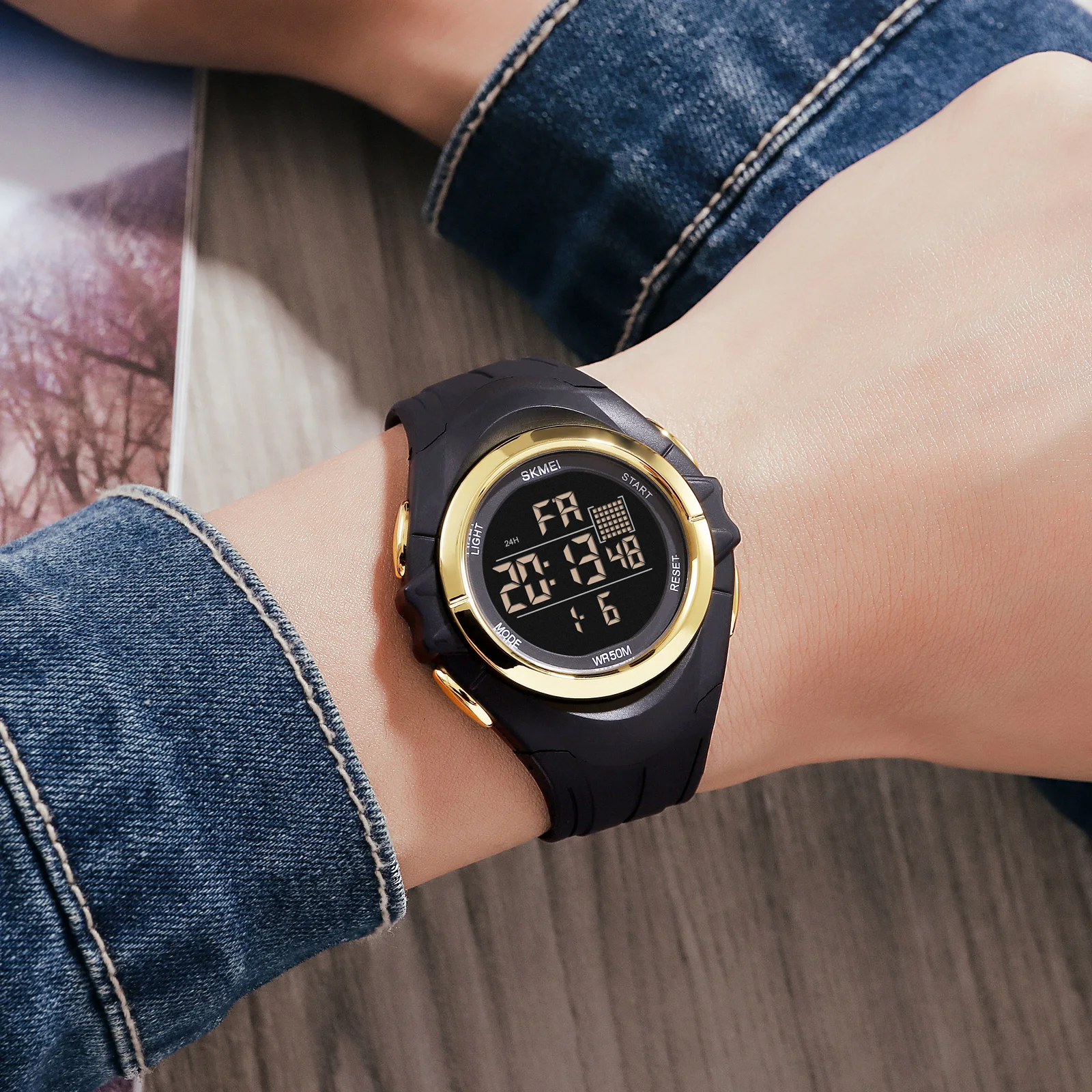 Skmei Sports Men's Watches 1790 Top Brand Military Electronic Wrist Watches  Waterproof Shock Male Led Clock Relogio Masculino - Digital Wristwatches -  AliExpress