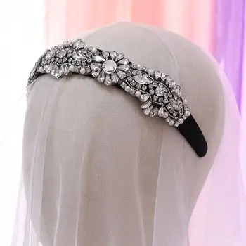 

2020 New Womens Birthday Party Jewelry Headband Rhinestone Flower Beaded Wedding Crown