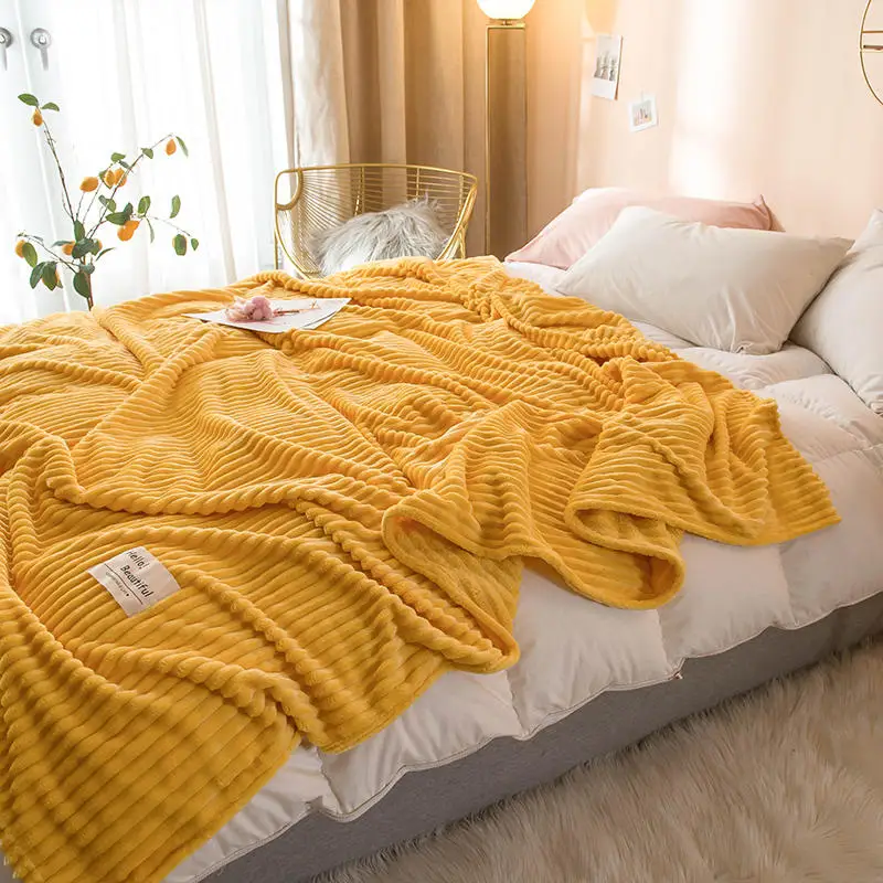 Blankets for Beds Solid Yellow Color Soft Warm 300GSM Square Flannel Blanket On the Bed Thickness Throw Blanket