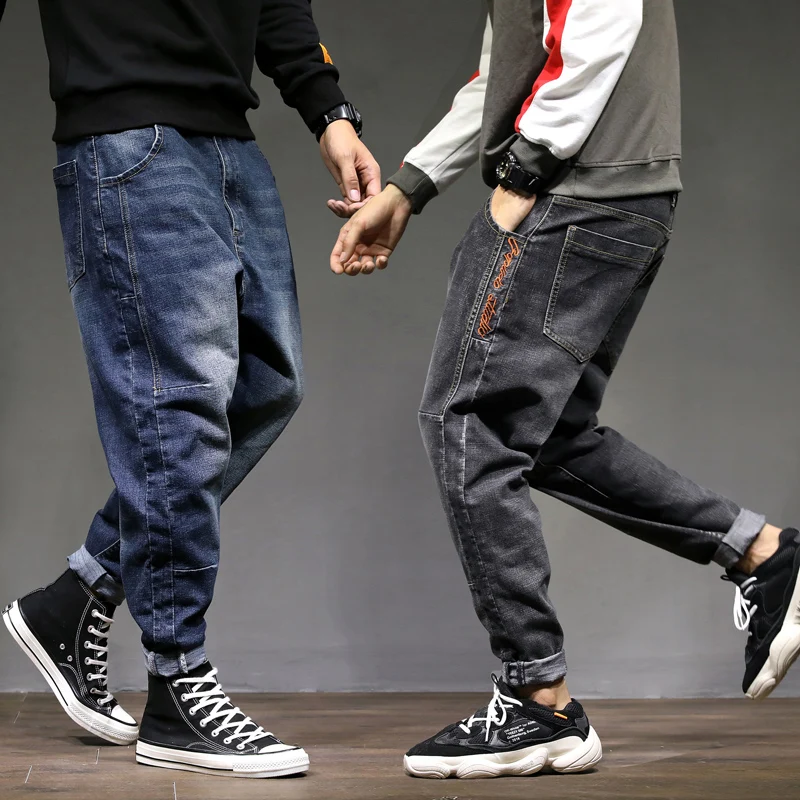 

Newly Designer Fashion Men Jeans Loose Fit Embroidery Spliced Denim Harem Pants Hombre Japanese Style Elastic Hip Hop Jeans Men