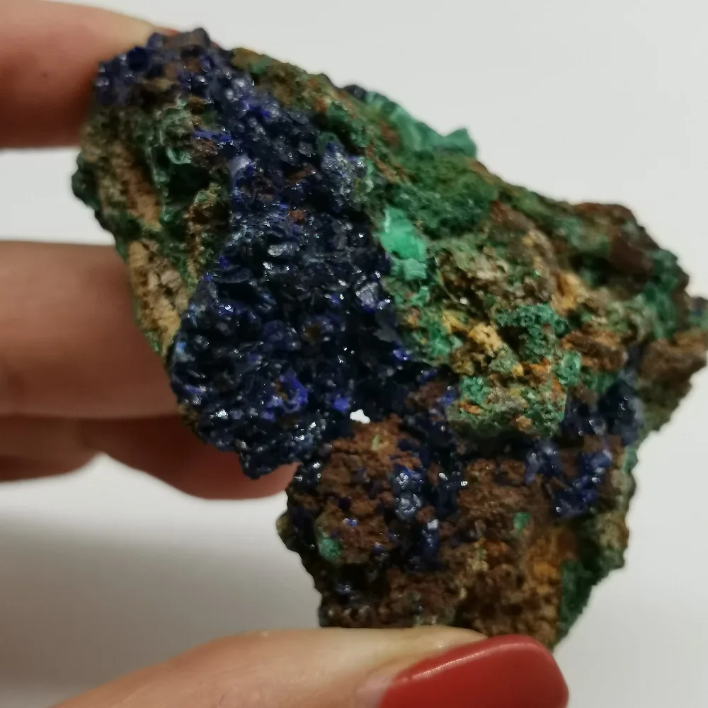 Оптовая продажа 4 шт. много аквариум украшения Исцеление Purply Аметист Грубые минералы волшебная палочка