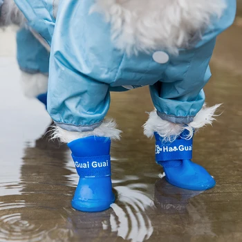 

4PC/Lot S/M/L Pet Dog Shoes Dog Rain Shoes For Dogs Booties Rubber Portable Anti Slip Waterproof Pet Dog Cat Rain Shoe