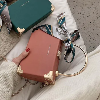 

2020 new chain bag messenger female bag fashion wild trend summer new popular single shoulder handbag handbag tote bag