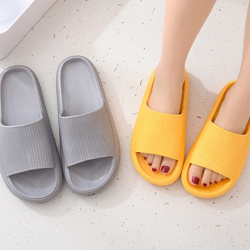 2121 New Arrival Summer Home Slippers Woman Shoes Nonslip Beach Party Fashion Slides