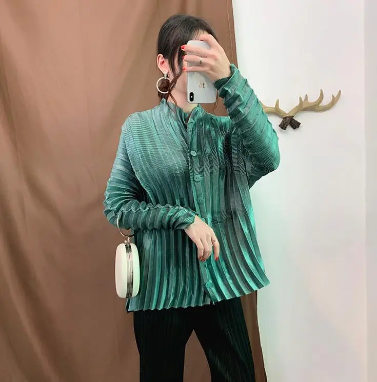 Miyake гофрированное пальто женские осенние новые свободные практичное пальто Модный Кардиган большого размера