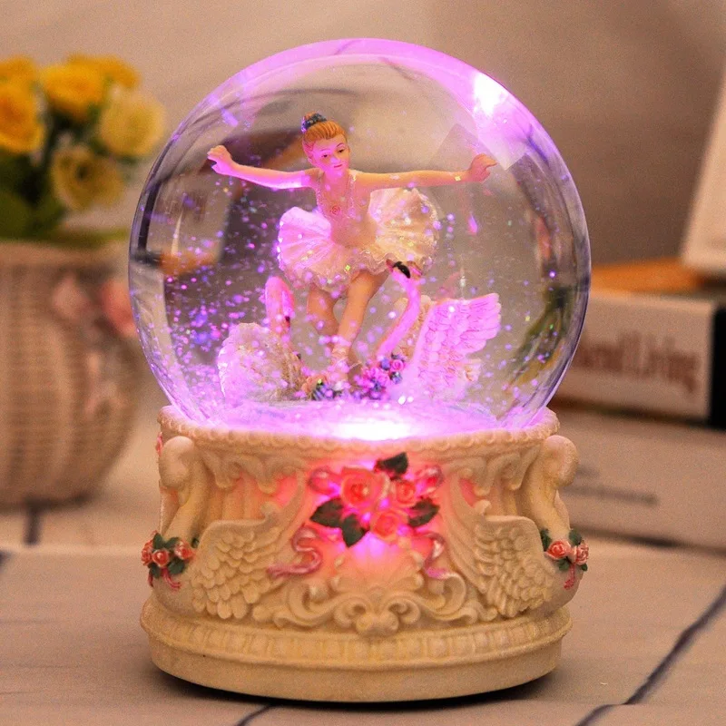 

Free shipping Crystal ball music box 120 valentine's day gifts Christmas gifts ceramic crafts resin furnishing articles