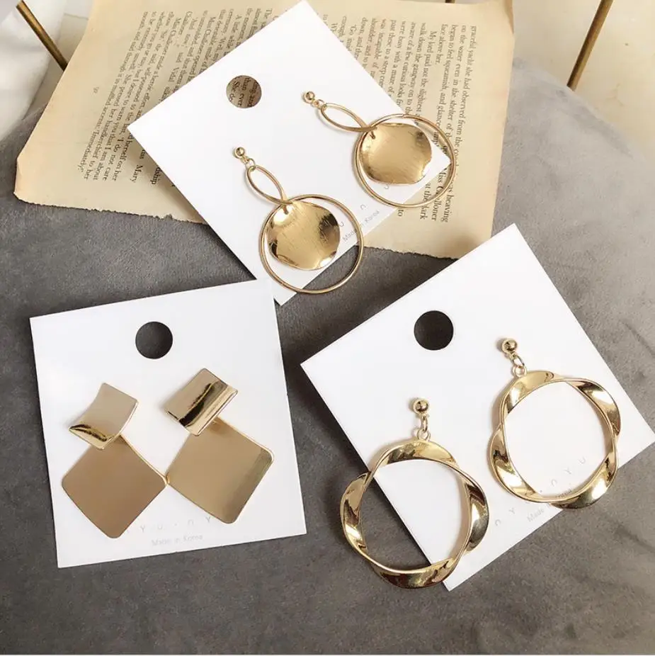 

2020 European and American fashion Big circle Earrings female Retro square exaggerated temperament geometric shape ear jewelry