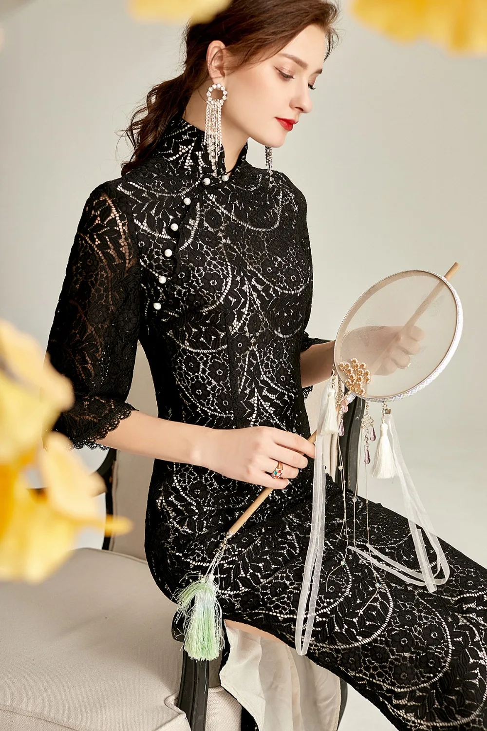 Flare Sleeves Pearl Luxury Dress Temperament Tassel Lace Black Cheongsam New Design Ladies Vintage Dress C1903