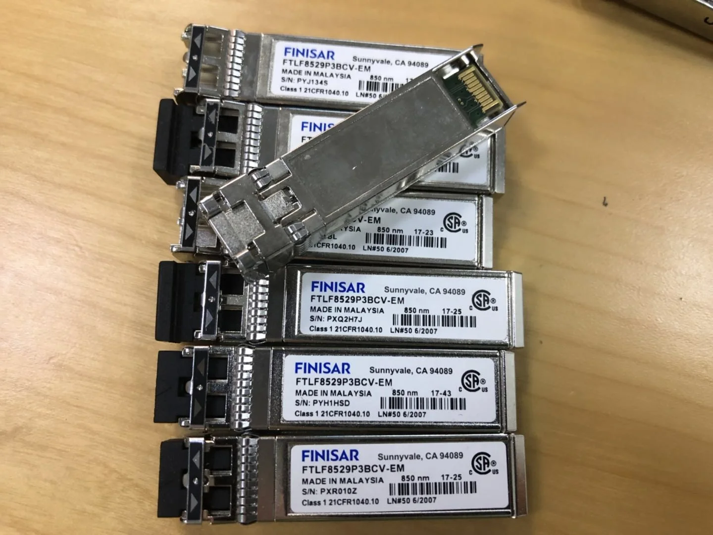 FTLF8529P3BCV-EM 16GB 850nm SFP+ 100M