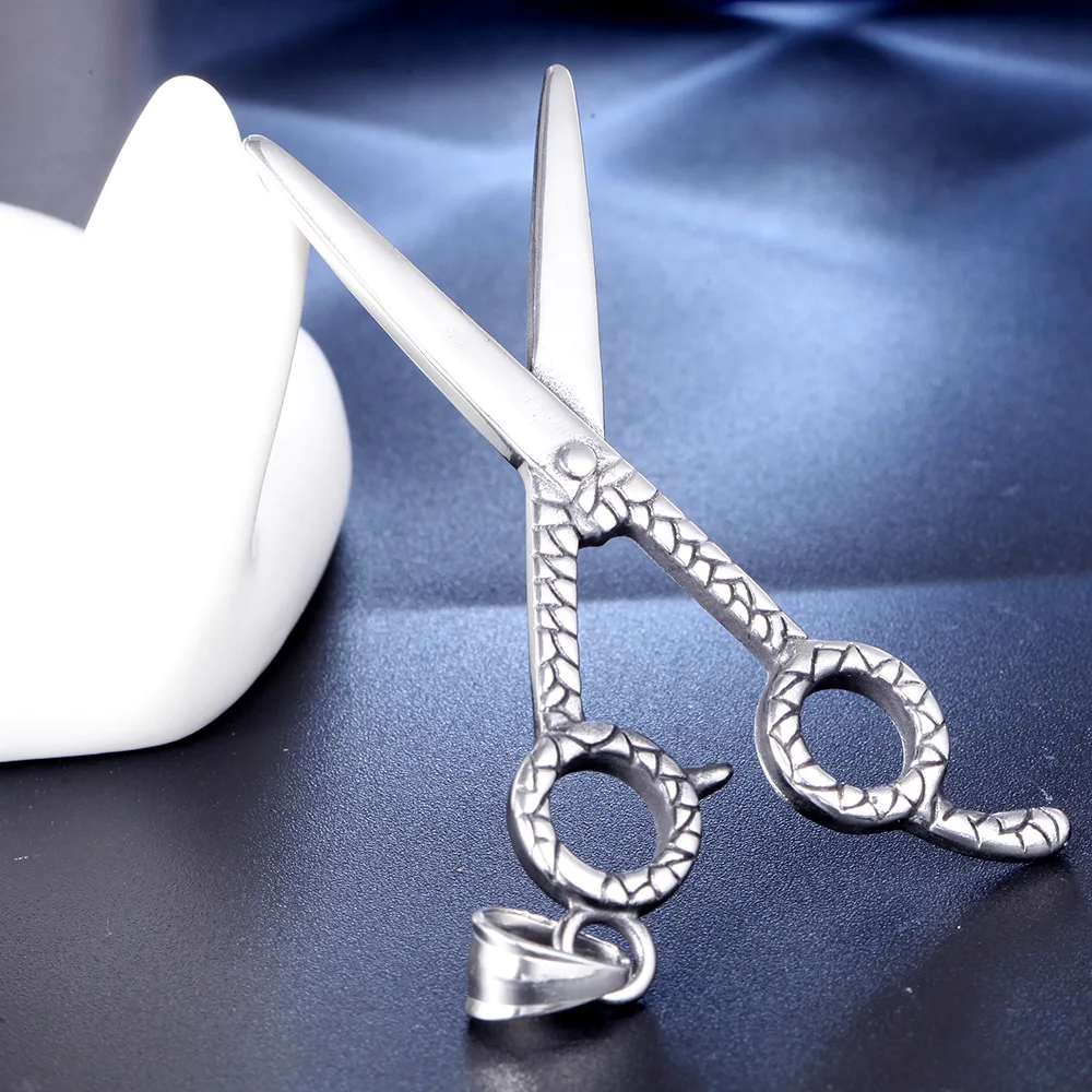 10749689967_1788980474