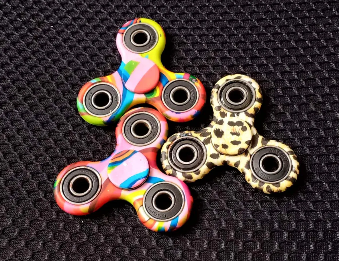 Треугольный кончик пальца Gyro Finger спиральные игрушки для отдыха Gyro Spinner аксессуары Gyro Toy Fingertip скейтборд