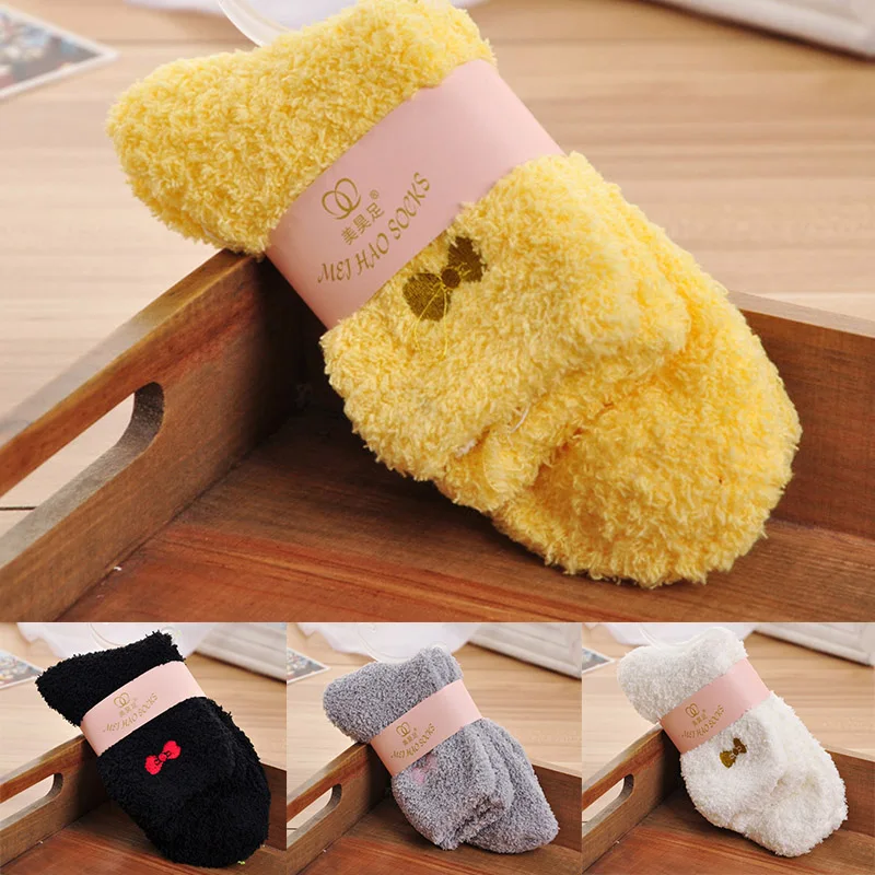 Зимние носки для беременных женщин теплые плотные коралловые бархатные свободные удобные женские носки для девочек женские домашние носки с вышивкой