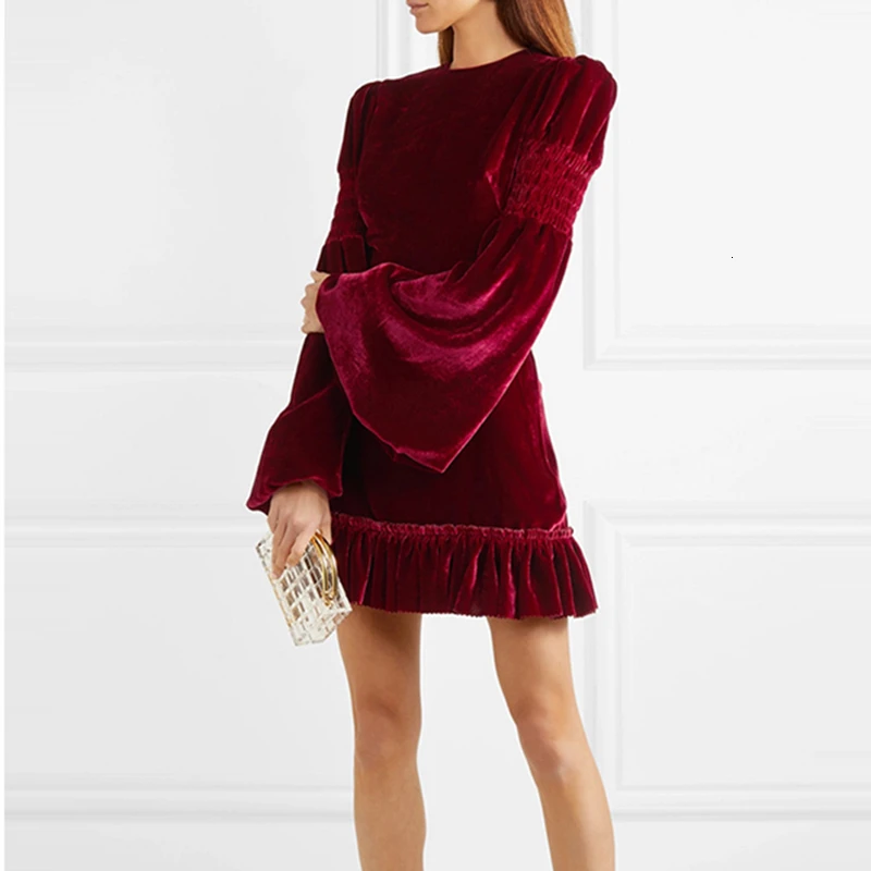 Najtaniej TWOTWINSTYLE wzburzyć aksamitne damskie sukienki O Neck latarnia z długim rękawem wysokiej talii marszczona sukienka kobiet 2019 modna odzież fala