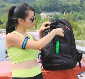 

Outdoor Sports Riding Night Running Schoolbag Backpack Warning Fluorescent Reflective Tape Pendant Wrist Strap