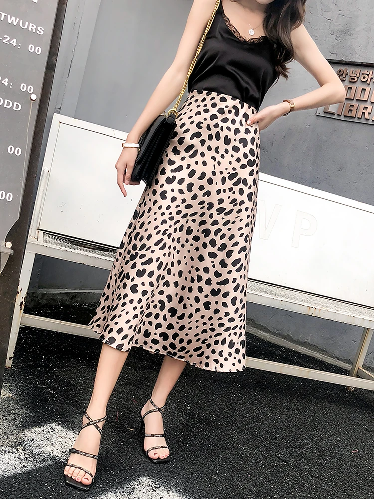 Skirts Womens Silk Skirt Women Autumn Office Lady Satin High Waist Skirt Elegant Women Pleated Long Maxi Skirts Plus Size Faldas
