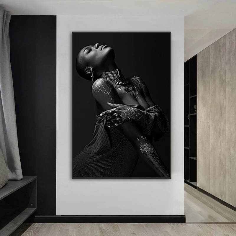 POSING ELEGANT AFRICAN MODEL CANVAS