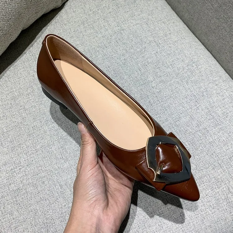 

Big Brand Celebrity Style Metal Buckle Genuine Leather Pointed-Toe Fashion Shoes Women's 2020 Spring Flat Elegant Versatile WOME