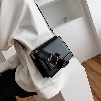 

Web celebrity foreign style bag female bag new joker ins single-shoulder cross-body bag autumn winter retro harbor wind sma