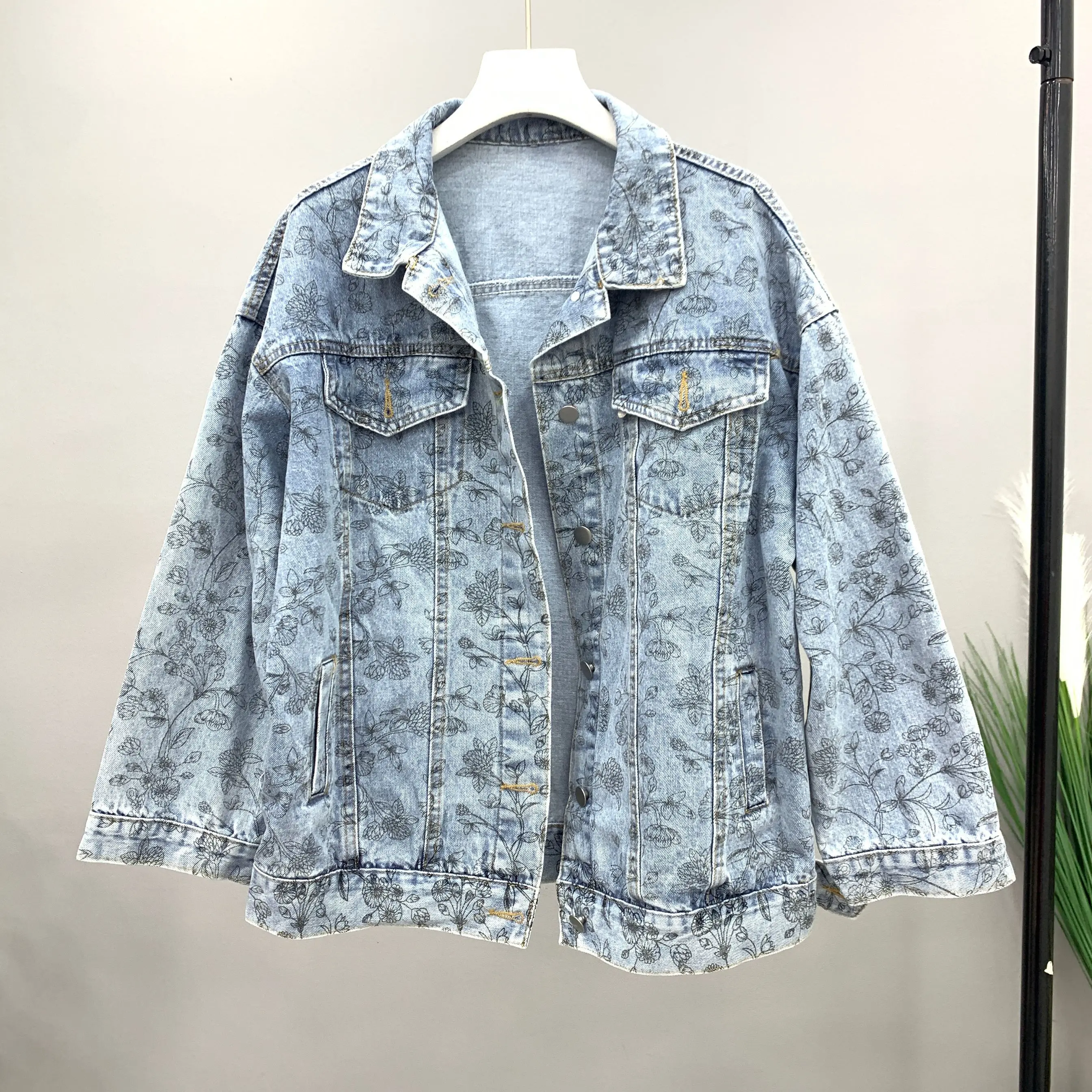 

2020 Autumn Fashion BF Jacket Girls Loose Graffiti Printing Flower All-match Retro Denim Jackets Long-Sleeved Jeans Coat Women