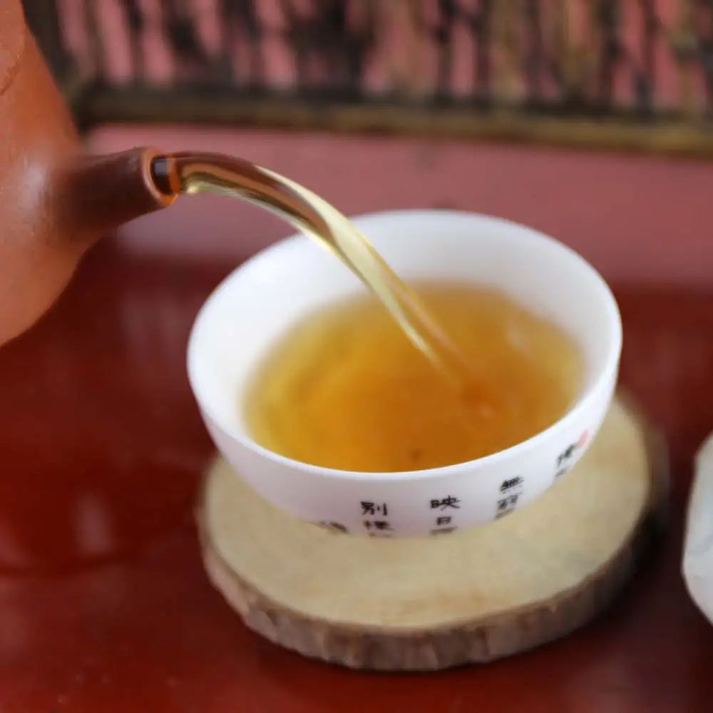 2006 год Sheng pu'er Юньнань длинный дао сырой Pu'er торт Shen чай 100 г