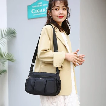 

2020 new borse da donna Men Women Nylon Waterproof Large Capacity Shoulder Messenger Crossbody Bags Portable Solid Zipper