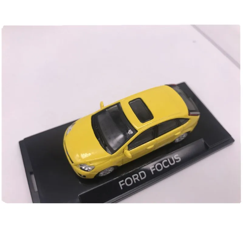 1: 64 сплава Модель автомобиля Ford FOCU Детская игрушка автомобиль коллекция подарков