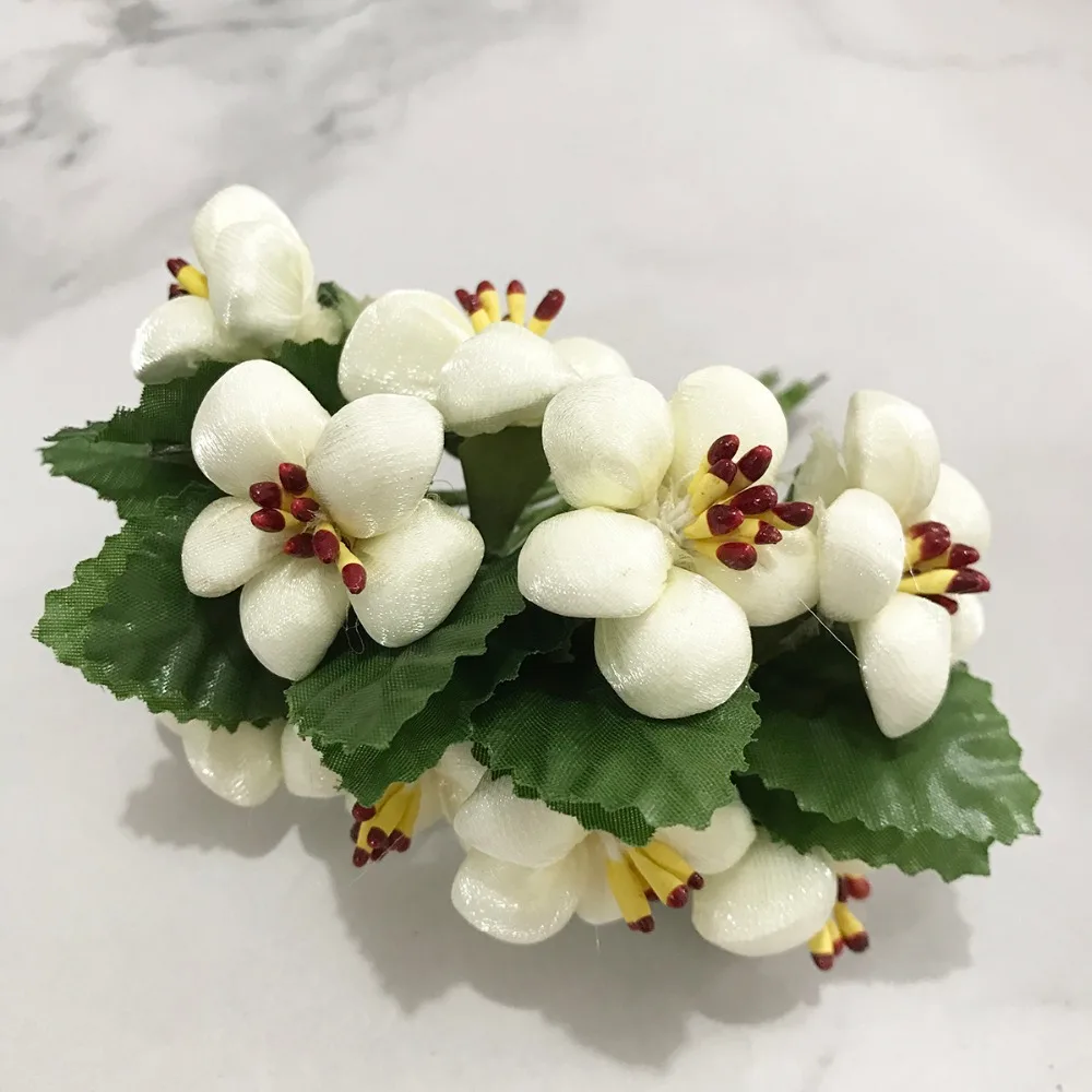 6/10/12/70/90pcs Hybrid Ivory Flower Cherry Stamen Berries Bundle DIY Christmas Wedding Cake Gift Box Wreaths Decor