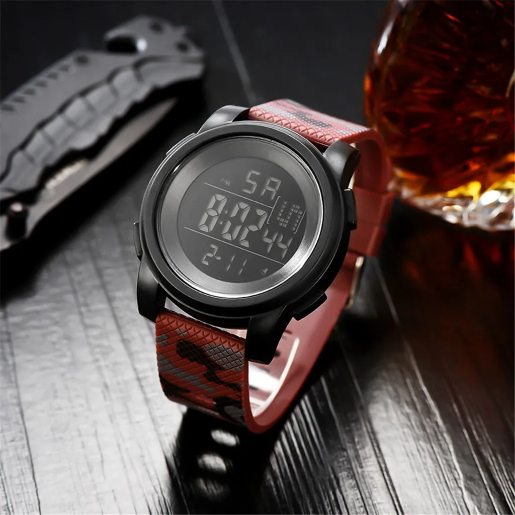 

Luxury 2019 Sport Watch Men Fashion Outdoor Leisure Waterproof Electronic Watch 30 Meters Luminous Leather Band Watches relogio
