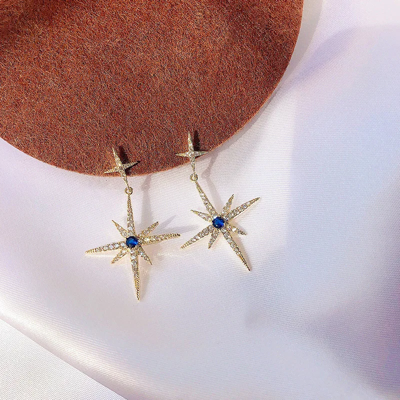 

Delicate six-pointed star rhinestone earrings wild light luxury fashionable jewelry creative gift Korean earrings for women.