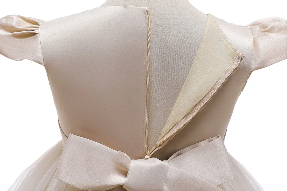 12373434015_1864896868