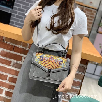 

Bag Female 2020 New Style Retro Chinese-style Embroidered Collocation Cheongsam Hand Shoulder Single-shoulder Bag for Women Poly