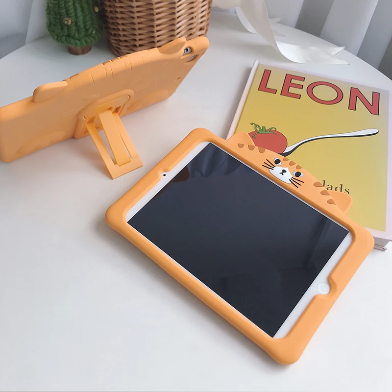 Кота принципиально для IPad 2 3 4 5 6 поколение 9 7 10 7th воздуха 1 Pro 11 чехол Mini