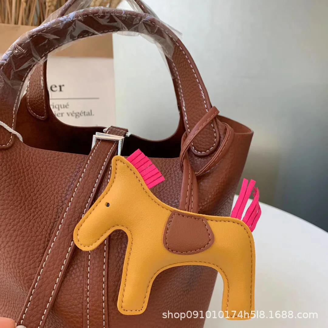 6c323b09ad74f4688b04d8d072a8b9