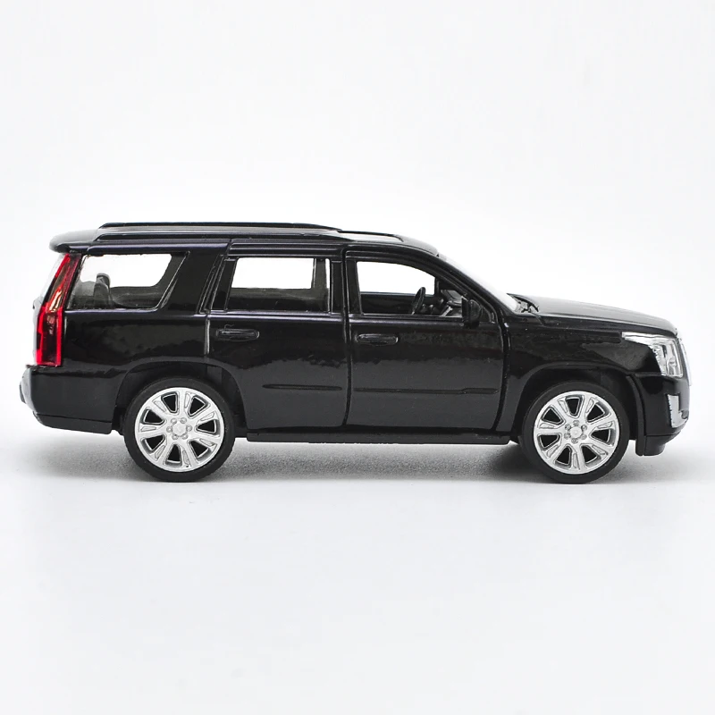 1:36 Cadillac SUV модель автомобиля из сплава, имитационная литая металлическая дверная модель, детская игрушка в подарок