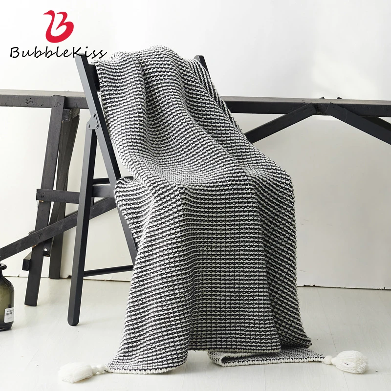 

Bubble Kiss Nordic Plaid Blanket Gray Acrylic Blankets On The Bed Sofa Throw Blanket Modern Travel Portable Cover Blankets