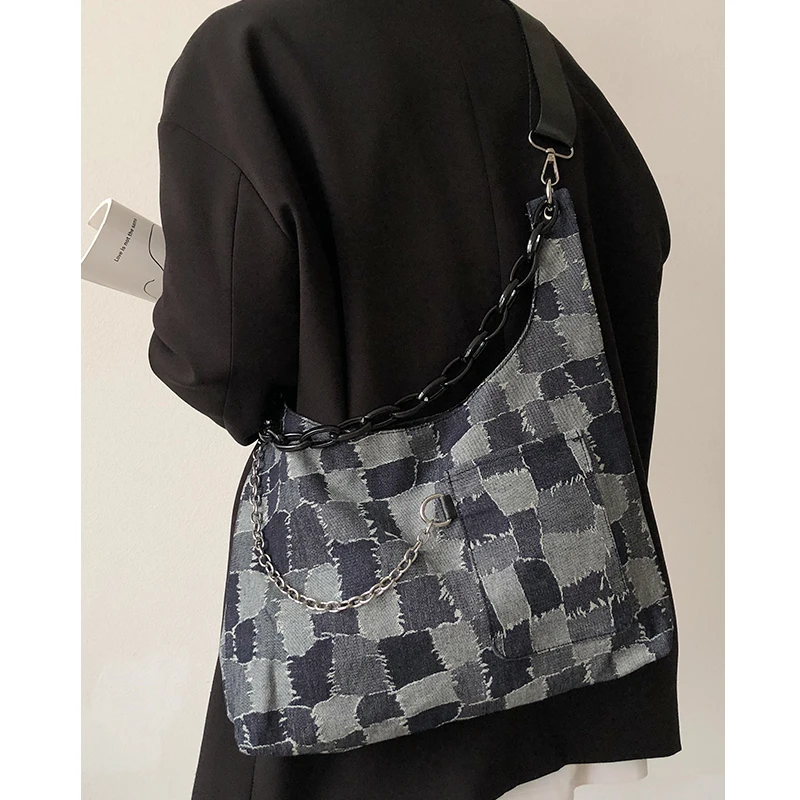 Denim Shoulder Bag Lattice Pattern Metal Chain Large Capacity Designer Handbag Shopping Outdoor Versatile Armpit Fashion Bag New