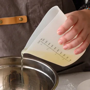 

500ML Measuring Cup Silicone Beaker Graduated Heart For Liquid Flour Measure Kitchen Scale Baking Accessories Dropshipping