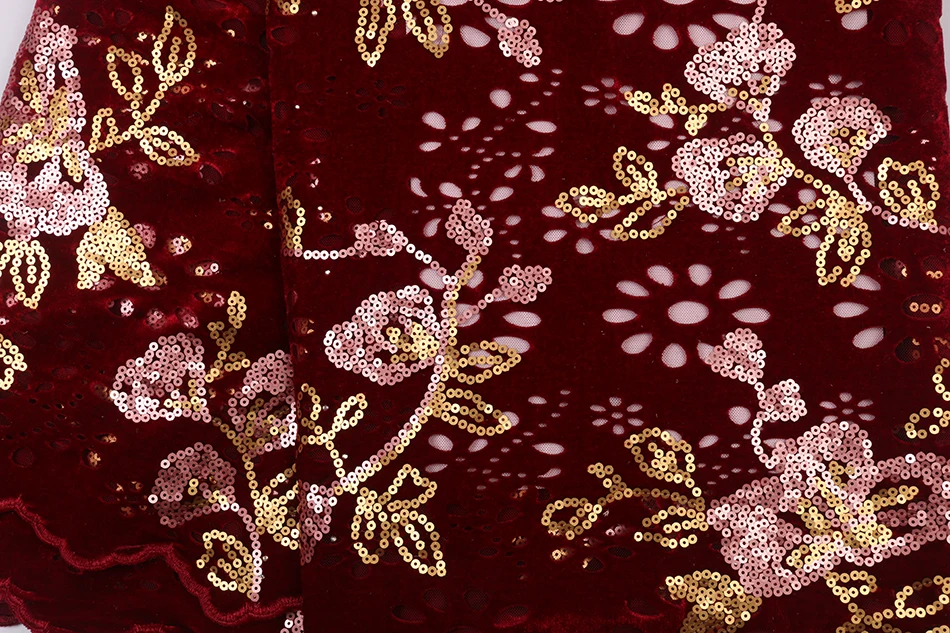 French Korea Italian African Heavy Embroidery Polyester Sewing Textiles Bridal Floral Glitter Velvet Sequin Lace Fabric Price