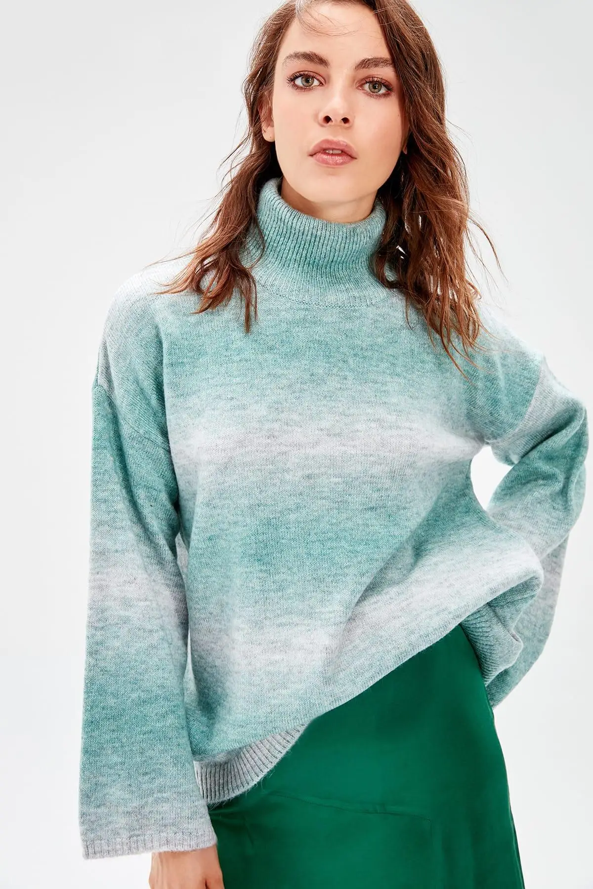 

Trendyol Gray Turtleneck Multicolour Sweater Sweater TWOAW20NK0031