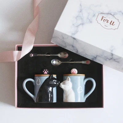 C-2Pcs(Gift box) 2 шт стерео кошка Пара керамических кружек черный и белый кот поцелуй кружка Свадьба новоселье подарок с ложкой с крышкой кофе молоко чашки - Цвет: C-2Pcs(Gift box)