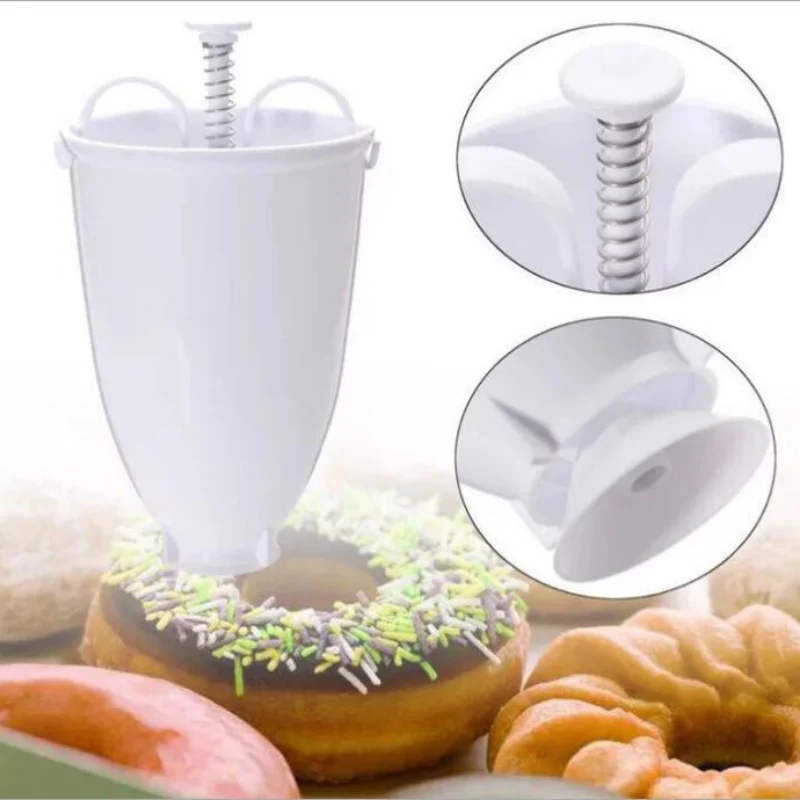 1PC Kitchen Accessories Baking Mold Kitchen Utensils Doughnut DIY Tool Doughnut Maker Mold Kitchen Pastry Making Bakeware